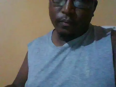 Snapshot of honeyswit chatting on 10.07.25 honeyswit online show from 10.07.25