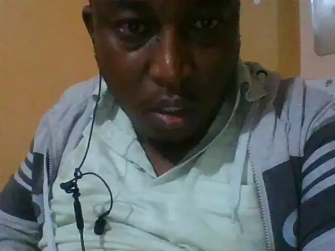 Snapshot of honeyswit chatting on 10.09.25 honeyswit online show from 10.09.25