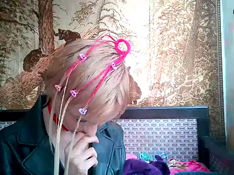 WildMissNiks online show from 02.25.25