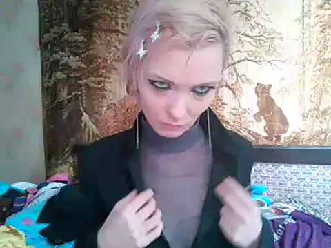 WildMissNiks online show from 03.05.25