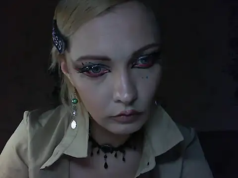 WildMissNiks online show from 05.21.26