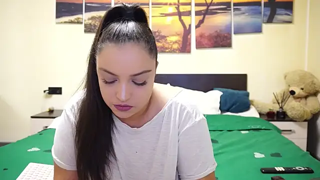 adelline online show from 10.24.25