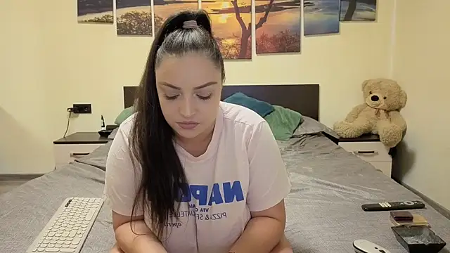 adelline online show from 03.30.26