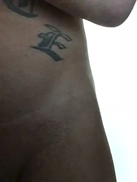 Snapshot of 69RIPsta69 chatting on 02.20.25 69RIPsta69 online show from 02.20.25