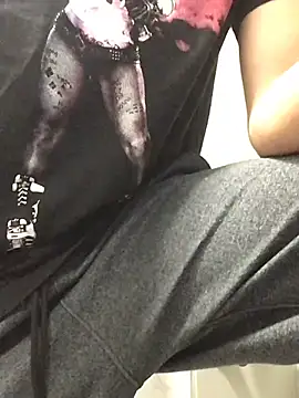 Snapshot of 69RIPsta69 chatting on 03.10.25 69RIPsta69 online show from 03.10.25