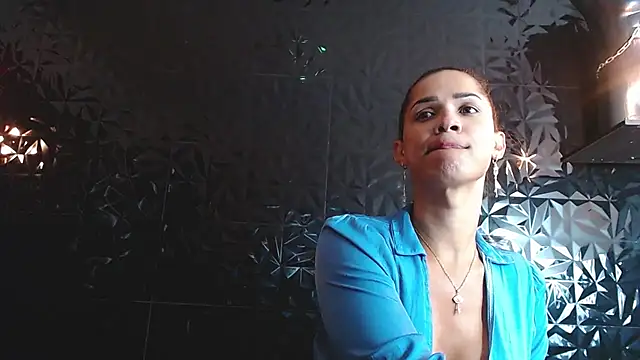 PINK  LOLA1 online show from 01.29.25