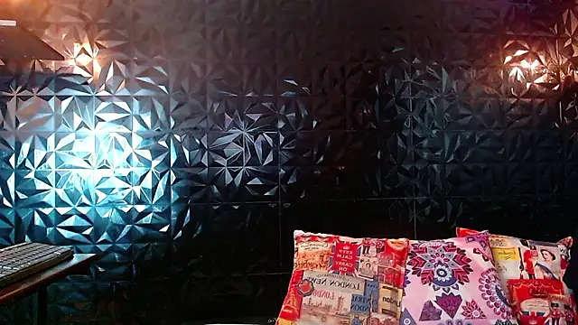 PINK  LOLA1 online show from 03.26.26