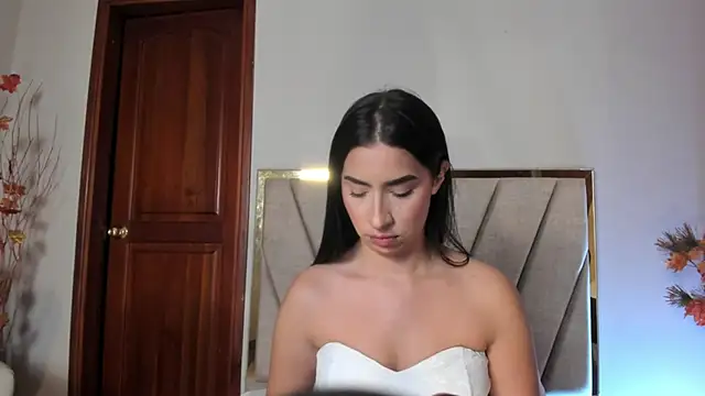 Christy Sea online show from 04.21.26