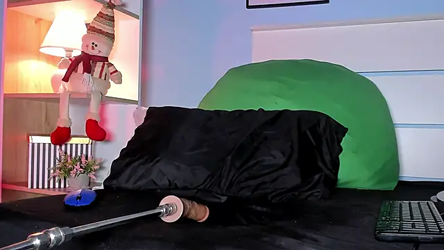 alicialittle online show from 12.22.24