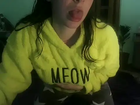 AngelTough20 online show from 02.20.25