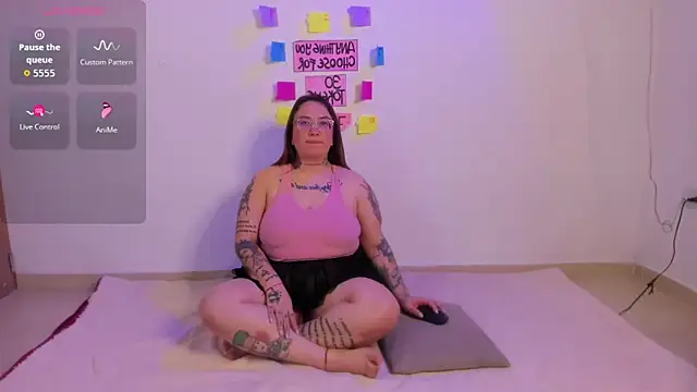 MiaYMolly online show from 03.21.26