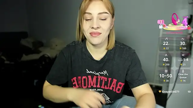 Snapshot of KindKristy chatting on 11.27.25 KindKristy online show from 11.27.25