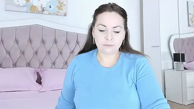 Snapshot of purefantasy chatting on 04.01.26 purefantasy online show from 04.01.26