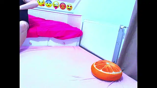 Snapshot of evehotty chatting on 01.31.26 evehotty online show from 01.31.26