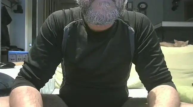 naked bear online show from 12.09.24