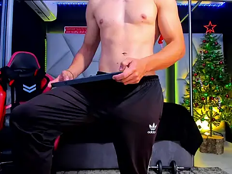 Aydenmiller96 online show from 12.19.25