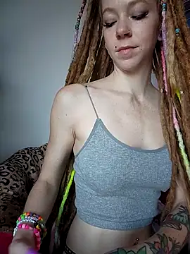 LucidLucy online show from 09.21.25