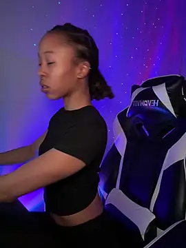 thebrattygoddess online show from 03.02.25