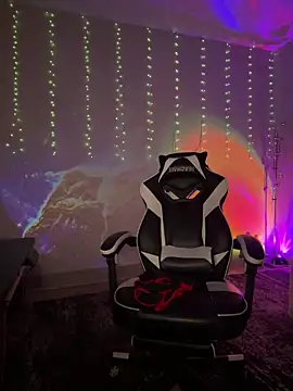 thebrattygoddess online show from 03.13.25