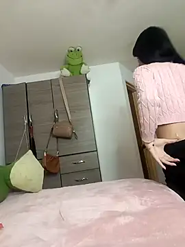 Snapshot of emily_honter chatting on 01.24.25 emily honter online show from 01.24.25