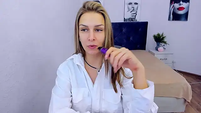 AlexiaDarren online show from 01.17.25