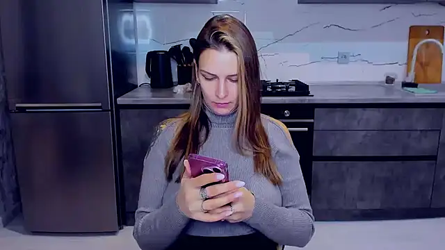 AlexiaDarren online show from 02.26.25