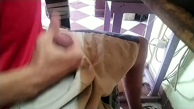 Snapshot of growing20yo chatting on 09.13.25 growing20yo online show from 09.13.25