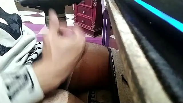 Snapshot of growing20yo chatting on 02.03.26 growing20yo online show from 02.03.26