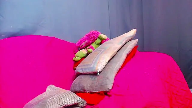 Snapshot of KataleyaCollins chatting on 03.21.25 KataleyaCollins online show from 03.21.25