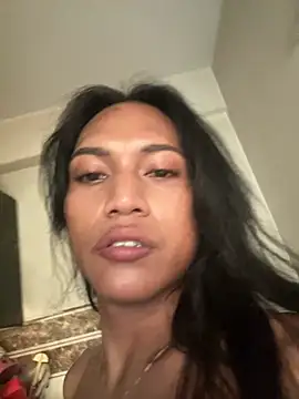 Snapshot of DarlingJenny22 chatting on 05.16.26 DarlingJenny22 online show from 05.16.26