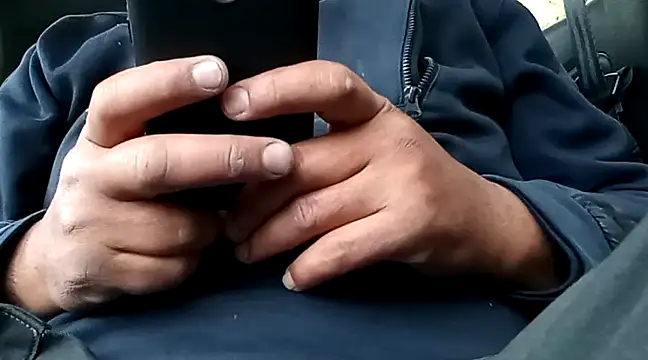 Snapshot of totino975 chatting on 02.26.25 totino975 online show from 02.26.25