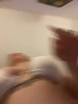 Snapshot of SofiaJoy chatting on 03.19.25 SofiaJoy online show from 03.19.25