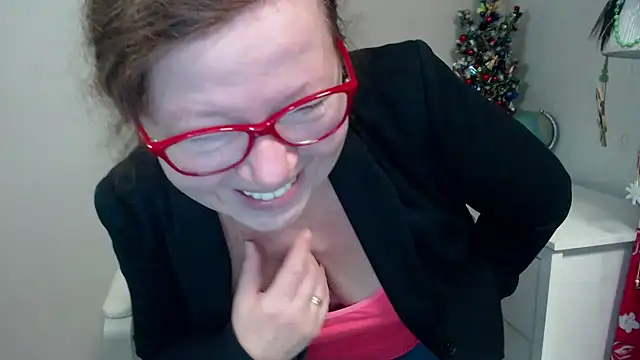 Snapshot of Adelewildx chatting on 01.08.25 Adelewildx online show from 01.08.25