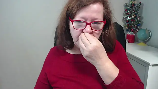 Snapshot of Adelewildx chatting on 01.09.25 Adelewildx online show from 01.09.25