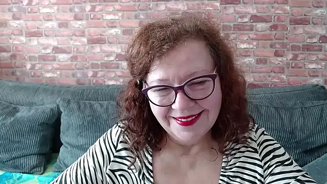 Snapshot of Adelewildx chatting on 02.09.25 Adelewildx online show from 02.09.25