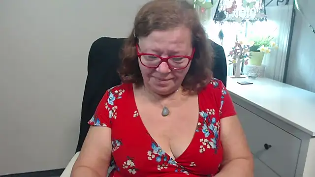 Snapshot of Adelewildx chatting on 09.09.25 Adelewildx online show from 09.09.25