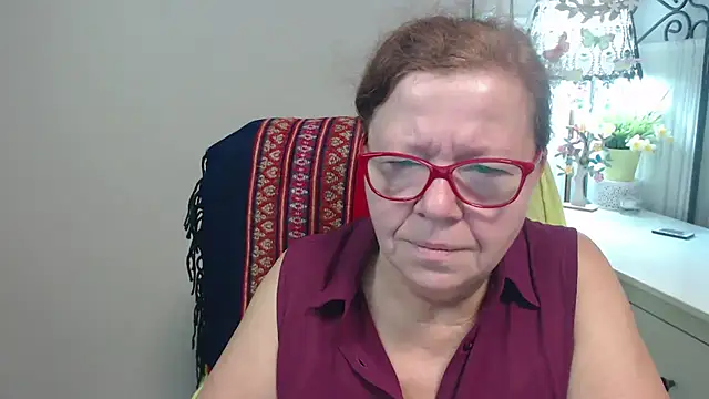 Snapshot of Adelewildx chatting on 10.13.25 Adelewildx online show from 10.13.25