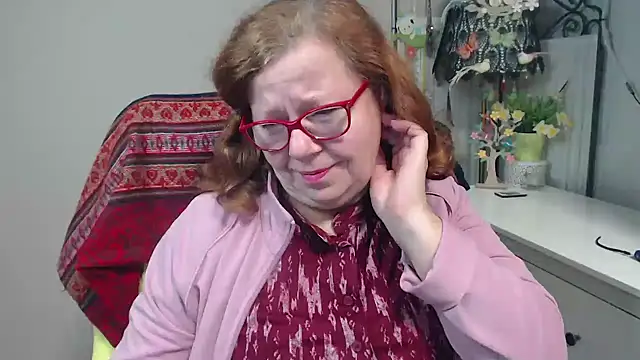 Snapshot of Adelewildx chatting on 11.05.25 Adelewildx online show from 11.05.25