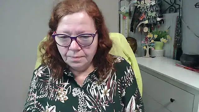 Snapshot of Adelewildx chatting on 12.03.25 Adelewildx online show from 12.03.25