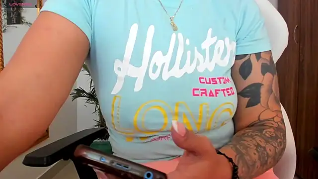 Snapshot of darsha_sahu chatting on 01.08.25 darsha sahu online show from 01.08.25