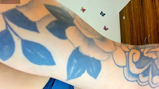 Snapshot of darsha_sahu chatting on 01.31.25 darsha sahu online show from 01.31.25