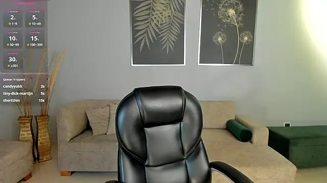 BrennaWalker online show from 01.10.25