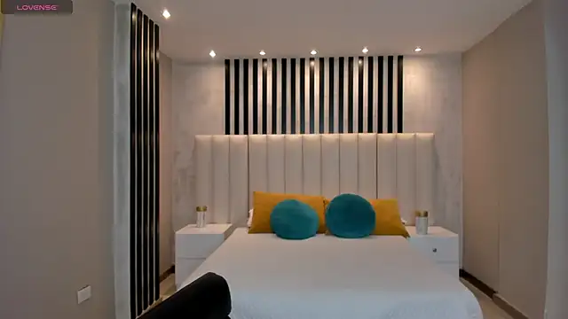 BrennaWalker online show from 03.22.25