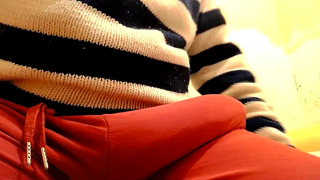 Snapshot of gae89tano chatting on 12.19.25 gae89tano online show from 12.19.25