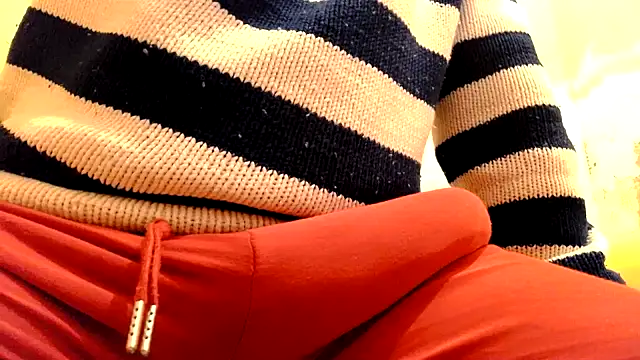 Snapshot of gae89tano chatting on 12.22.25 gae89tano online show from 12.22.25