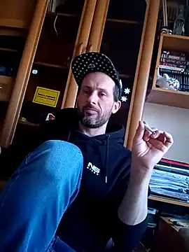 FireFox Feel online show from 03.20.25