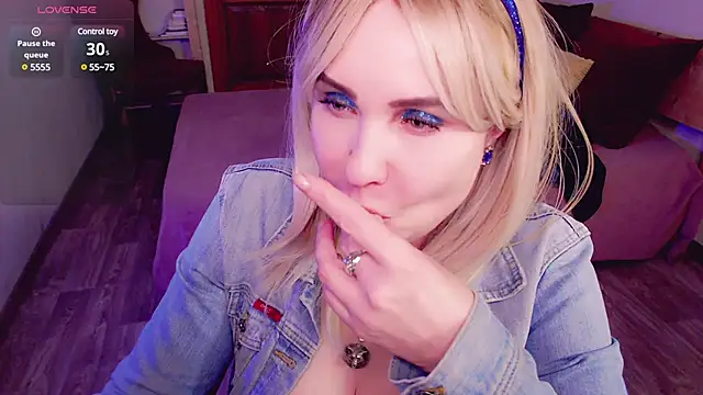  unique cam  online show from 03.15.25