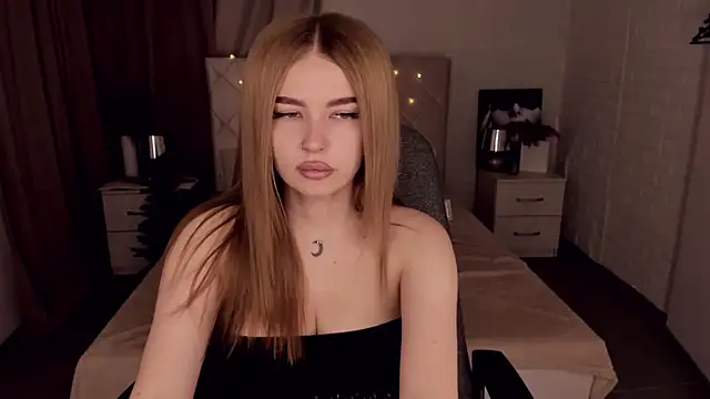 Snapshot of ViolettaLopez chatting on 01.09.25 ViolettaLopez online show from 01.09.25