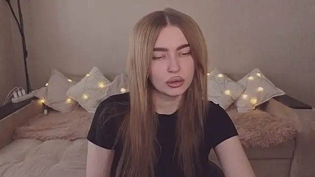 ViolettaLopez online show from 04.15.26