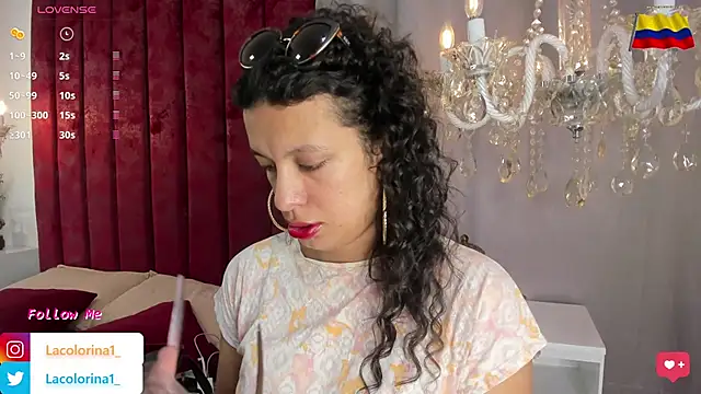 LaColorina  online show from 02.13.25